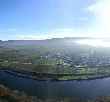 Weingut Lindenhof 3*