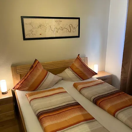 Weingut Lindenhof 3* Thornich