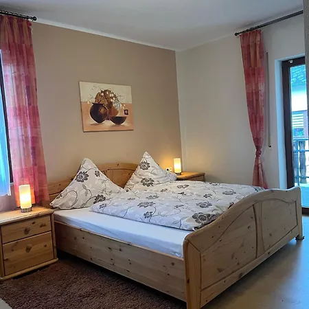 Maison d'hôtes Weingut Lindenhof 3*