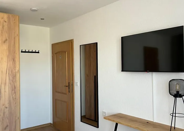 בית הארחה Weingut Lindenhof Thornich